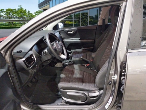 40543ad341c7ad9b85737cf1254c2d0f-585 Kia Stonic 1.0 T-gdi 74kw (100cv) Mhev Mt Drive - 7
