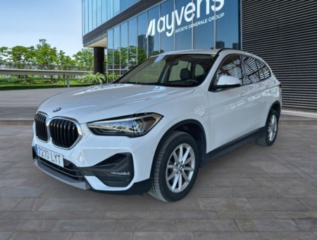 40543ad341c7ad9b85737cf1254c2d0f-881 BMW X1 sDrive18d