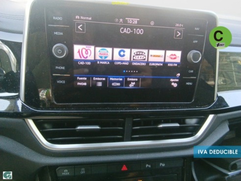 40543ad341c7ad9b85737cf1254c2d0f-1463 Volkswagen T-Roc R-Line 2.0 TDI 110 kW (150 CV) DSG - 5