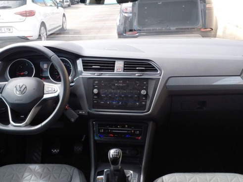 40543ad341c7ad9b85737cf1254c2d0f-2100 Volkswagen Tiguan Life 2.0 Tdi 110kw (150cv) - 8