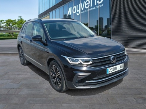 40543ad341c7ad9b85737cf1254c2d0f-1696 Volkswagen Tiguan Life 2.0 Tdi 110kw (150cv) Dsg - 3