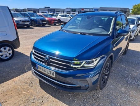 40543ad341c7ad9b85737cf1254c2d0f-2443 Volkswagen Tiguan Life 2.0 TDI 110kW (150CV) DSG