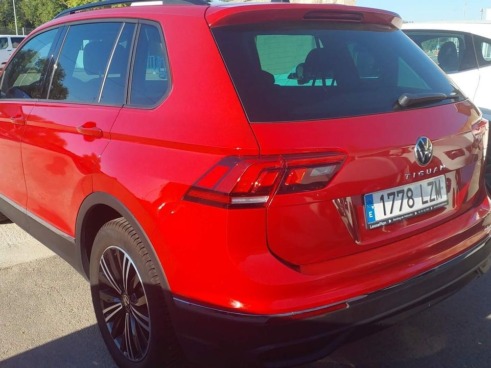 40543ad341c7ad9b85737cf1254c2d0f-2452 Volkswagen Tiguan Life 2.0 Tdi 110kw (150cv) Dsg - 2