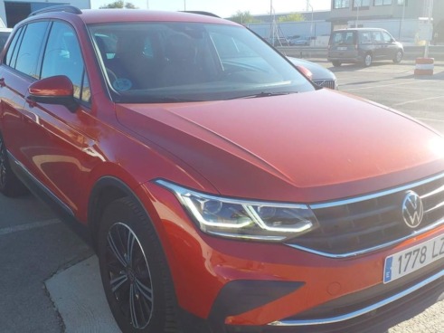 40543ad341c7ad9b85737cf1254c2d0f-2454 Volkswagen Tiguan Life 2.0 Tdi 110kw (150cv) Dsg - 4