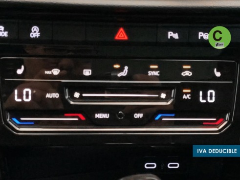 40543ad341c7ad9b85737cf1254c2d0f-2564 Volkswagen T-Roc R-Line 1.5 TSI 110 kW (150 CV) DSG - 19