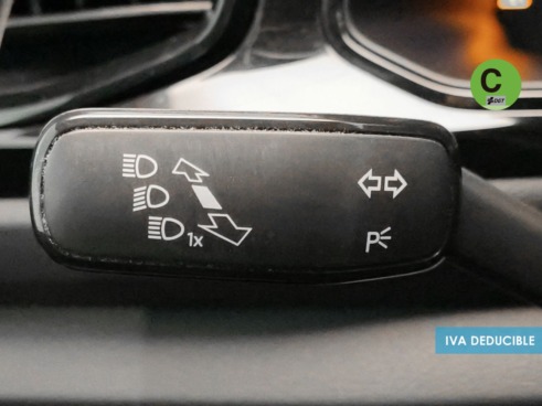 40543ad341c7ad9b85737cf1254c2d0f-2568 Volkswagen T-Roc R-Line 1.5 TSI 110 kW (150 CV) DSG - 23