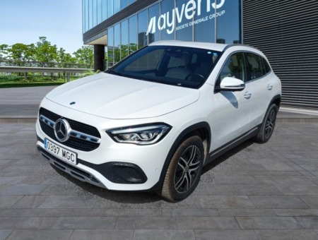 40543ad341c7ad9b85737cf1254c2d0f-2637 Mercedes GLA GLA 200 D