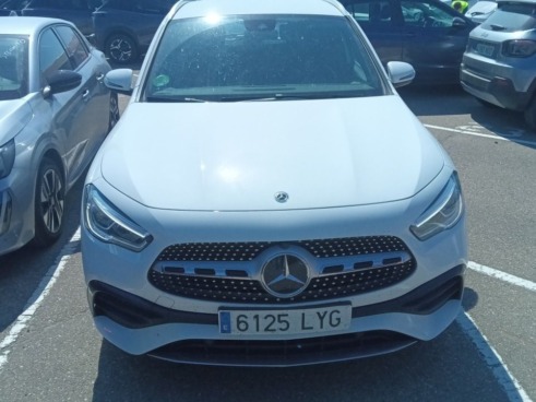 40543ad341c7ad9b85737cf1254c2d0f-3310 Mercedes Gla 200 D - 2