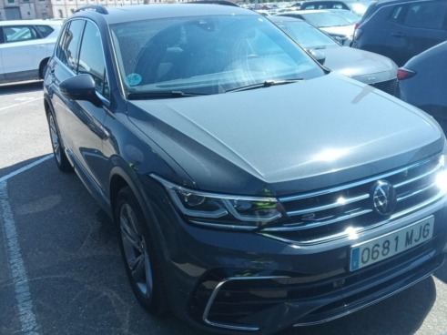 40543ad341c7ad9b85737cf1254c2d0f-3380 Volkswagen Tiguan R-line 2.0 Tdi 110kw (150cv) Dsg - 3