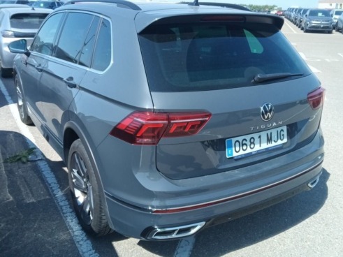40543ad341c7ad9b85737cf1254c2d0f-3383 Volkswagen Tiguan R-line 2.0 Tdi 110kw (150cv) Dsg - 6