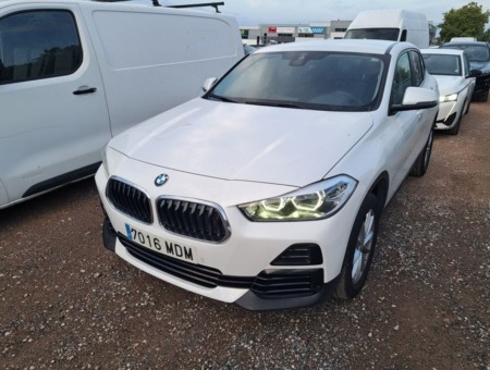 40543ad341c7ad9b85737cf1254c2d0f-3996 BMW X2 sDrive18d