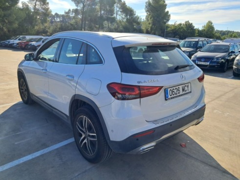40543ad341c7ad9b85737cf1254c2d0f-4056 Mercedes Gla 220 D 4matic - 6