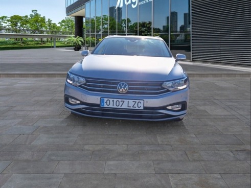 40543ad341c7ad9b85737cf1254c2d0f-4285 Volkswagen Passat Variant Executive 2.0 Tdi 90kw (122cv) D - 2
