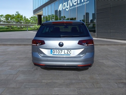 40543ad341c7ad9b85737cf1254c2d0f-4288 Volkswagen Passat Variant Executive 2.0 Tdi 90kw (122cv) D - 5