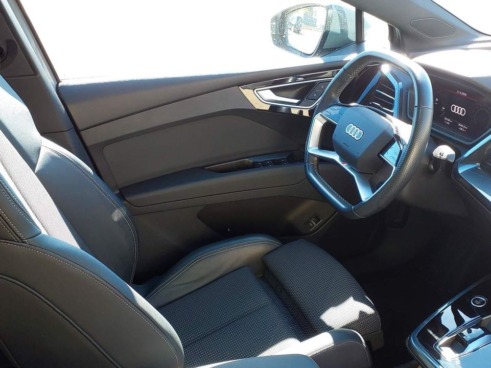 40543ad341c7ad9b85737cf1254c2d0f-1242 Audi Q4 S Line 50 E-tron Quattro 220kw 82kwh - 5