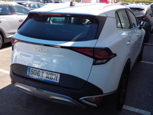 40543ad341c7ad9b85737cf1254c2d0f-2467 Kia Sportage 1.6 Crdi Mhev 100kw (136cv) Business 4×4 - 3