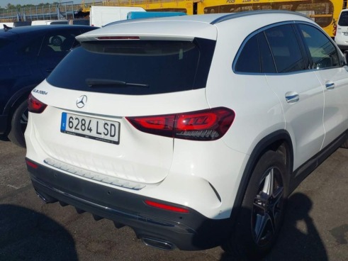 40543ad341c7ad9b85737cf1254c2d0f-2672 Mercedes Gla 200 D - 3