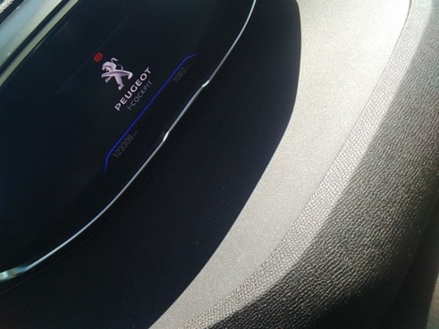 40543ad341c7ad9b85737cf1254c2d0f-2752 Peugeot 3008 1.5 Bluehdi 96kw (130cv) S&s Allure Eat8 - 8