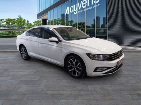 40543ad341c7ad9b85737cf1254c2d0f-3832 Volkswagen Passat Executive 2.0 Tdi 110kw (150cv) Dsg - 3