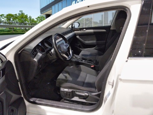 40543ad341c7ad9b85737cf1254c2d0f-3836 Volkswagen Passat Executive 2.0 Tdi 110kw (150cv) Dsg - 7