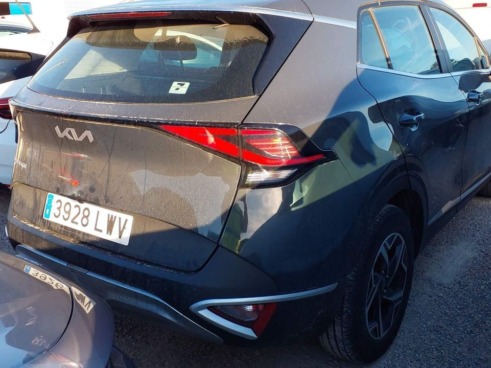 40543ad341c7ad9b85737cf1254c2d0f-4406 Kia Sportage 1.6 T-gdi 110kw (150cv) Concept 4×2 - 3