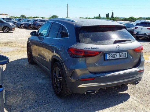 40543ad341c7ad9b85737cf1254c2d0f-4437 Mercedes Gla 200 D - 2
