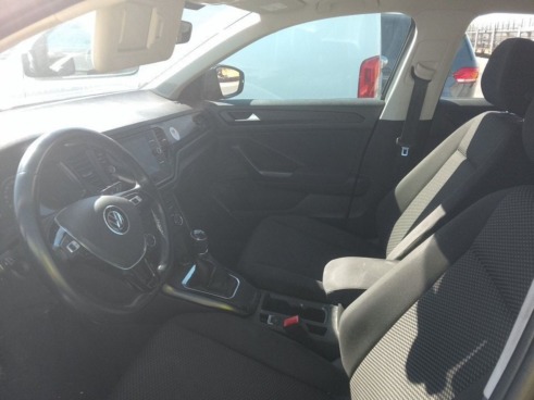 40543ad341c7ad9b85737cf1254c2d0f-4546 Volkswagen T-roc Edition 2.0 Tdi 85kw (115cv) - 7