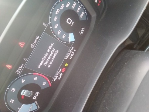 40543ad341c7ad9b85737cf1254c2d0f-4651 Audi Q3 35 Tdi 110kw (150cv) S Tronic - 8
