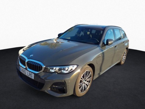 40543ad341c7ad9b85737cf1254c2d0f-4814 Bmw Series 3 330e Xdrive Touring - 1