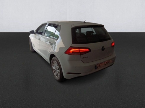 40543ad341c7ad9b85737cf1254c2d0f-5303 Volkswagen Golf Last Edition 1.6 Tdi 85kw (115cv) - 6