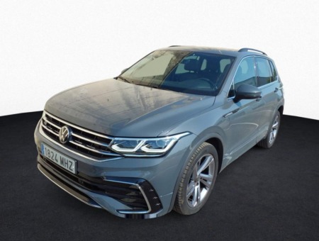40543ad341c7ad9b85737cf1254c2d0f-5366 Volkswagen Tiguan R-Line 2.0 TDI 110kW (150CV) DSG