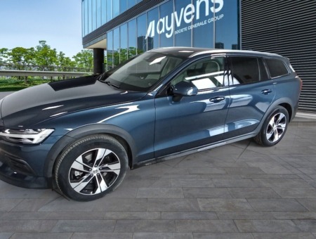 40543ad341c7ad9b85737cf1254c2d0f-5381 Volvo V60 2.0 B4 (D) AWD Cross Country Core Auto