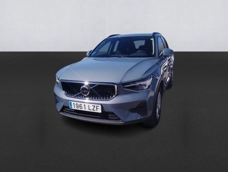 40543ad341c7ad9b85737cf1254c2d0f-5388 Volvo XC40 1.5 T2 Essential
