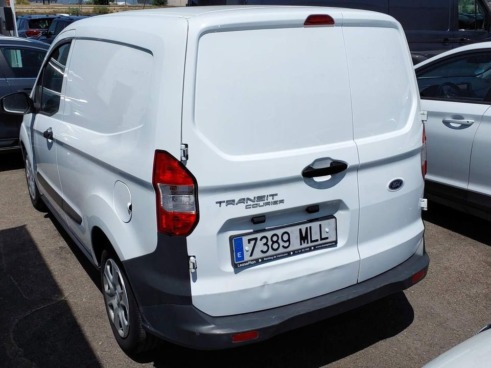 40543ad341c7ad9b85737cf1254c2d0f-4772 Ford Transit Courier Van 1.5 Ecoblue 75kw Trend - 2