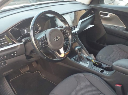 40543ad341c7ad9b85737cf1254c2d0f-5726 Kia Niro 1.6 Gdi Hev 104kw (141cv) Concept - 5