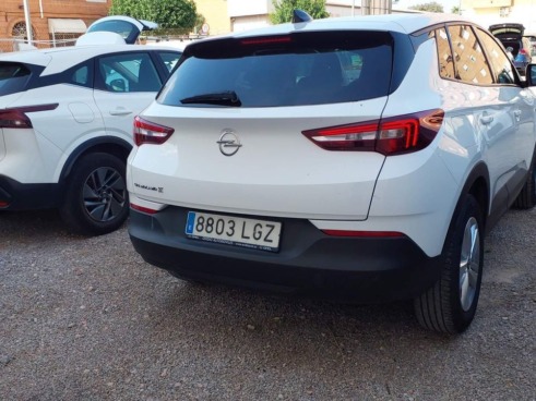 40543ad341c7ad9b85737cf1254c2d0f-6010 Opel Grandland X 1.5 Cdti Selective - 3
