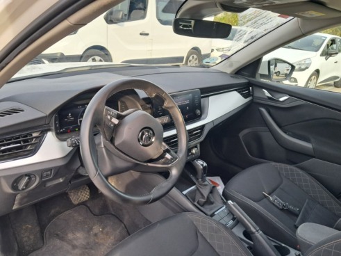 40543ad341c7ad9b85737cf1254c2d0f-6323 Skoda Kamiq 1.0 Tsi 81kw (110cv) Dsg Ambition - 7
