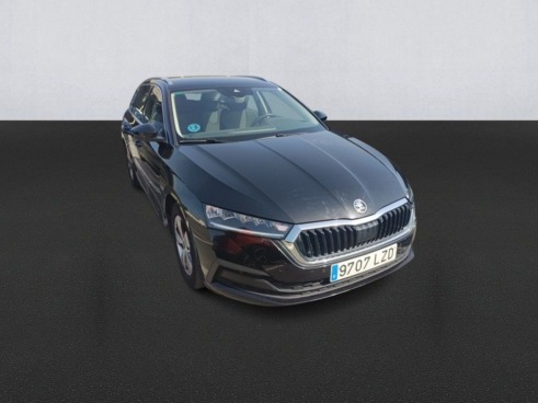40543ad341c7ad9b85737cf1254c2d0f-6351 Skoda Octavia Combi 2.0 Tdi 110kw(150cv) Man Ambition - 3