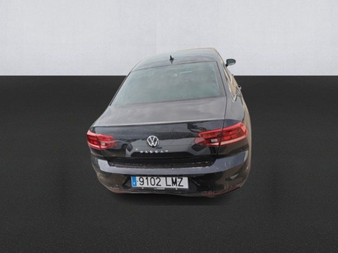 40543ad341c7ad9b85737cf1254c2d0f-200 Volkswagen Passat Executive 2.0 Tdi 110kw (150cv) - 5