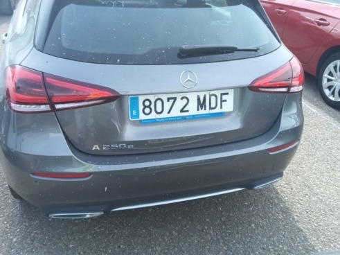 40543ad341c7ad9b85737cf1254c2d0f-407 Mercedes A-class A 250 E - 5
