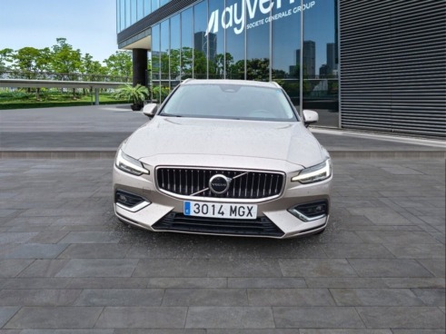 40543ad341c7ad9b85737cf1254c2d0f-632 Volvo V60 2.0 B4 (d) Plus Dark Auto - 2