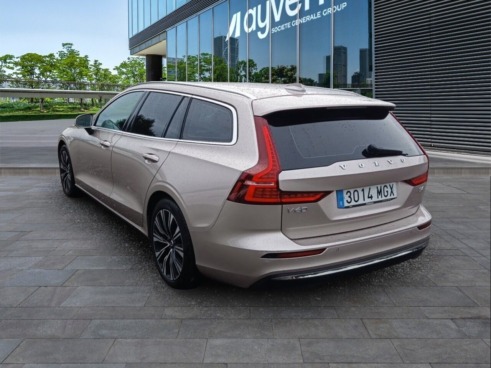40543ad341c7ad9b85737cf1254c2d0f-636 Volvo V60 2.0 B4 (d) Plus Dark Auto - 6