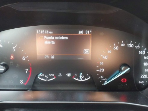 40543ad341c7ad9b85737cf1254c2d0f-806 Ford Focus 1.0 Ecoboost Mhev 92kw St-line - 6