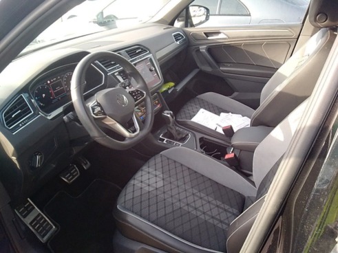 40543ad341c7ad9b85737cf1254c2d0f-955 Volkswagen Tiguan R-line 2.0 Tdi 110kw (150cv) Dsg - 7