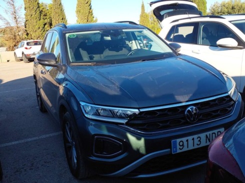 40543ad341c7ad9b85737cf1254c2d0f-1742 Volkswagen T-roc «más» 2.0 Tdi 110kw (150cv) Dsg - 4