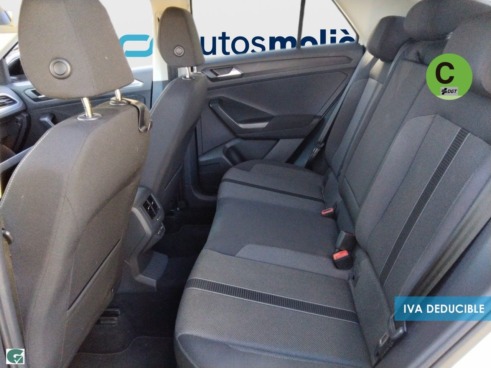 40543ad341c7ad9b85737cf1254c2d0f-1755 Volkswagen T-Roc «Más» Dark 1.5 TSI 110 kW (150 CV) - 9