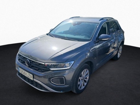 40543ad341c7ad9b85737cf1254c2d0f-1757 Volkswagen T-roc Life 2.0 Tdi 85kw (115cv) - 1