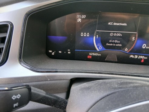 40543ad341c7ad9b85737cf1254c2d0f-1762 Volkswagen T-roc Life 2.0 Tdi 85kw (115cv) - 6