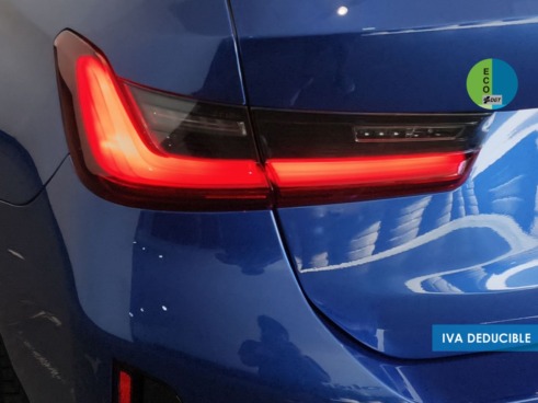 40543ad341c7ad9b85737cf1254c2d0f-825 BMW Serie 3 320d xDrive Touring 140 kW (190 CV) - 14