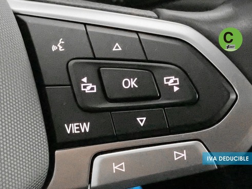 40543ad341c7ad9b85737cf1254c2d0f-1332 Volkswagen T-Roc Life 1.0 TSI 81 kW (110 CV) - 18
